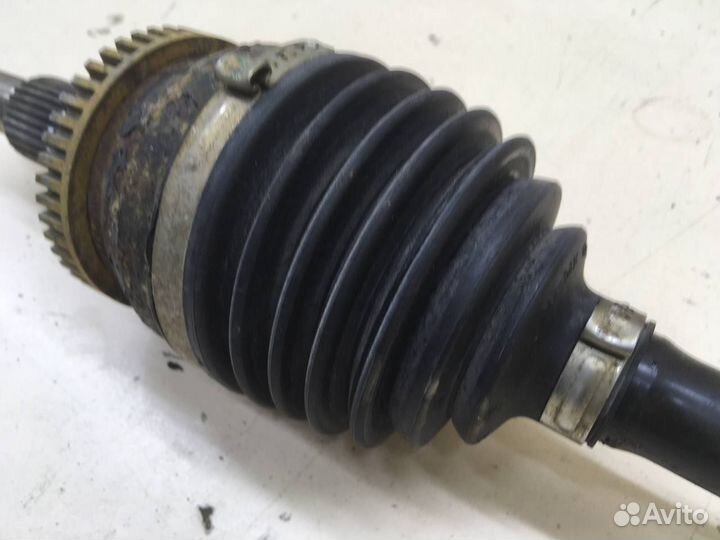 Привод левый передний Hyundai Sonata