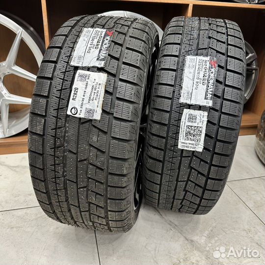 R19 Yokohama Ice Guard IG60 225/40, PCD 5x112 DIA 66.6