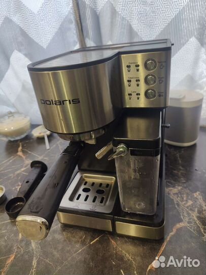Кофемашина рожковая Polaris