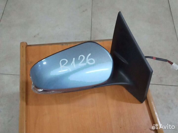 Зеркало правое Toyota Corolla 180 auris E 180