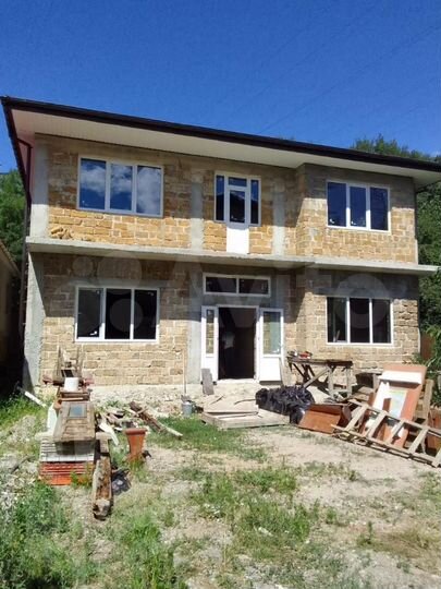 Дом 290 м² на участке 6 сот.