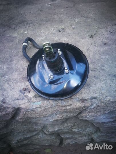 Вакуумный усилитель тормоза Солярис Киа Рио 3