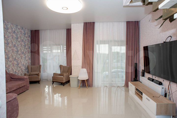 Таунхаус 121,8 м² на участке 2 сот.