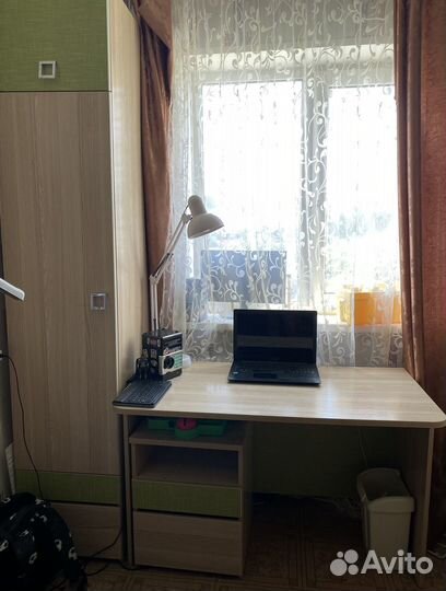 Мебельный гарнитур в детскую