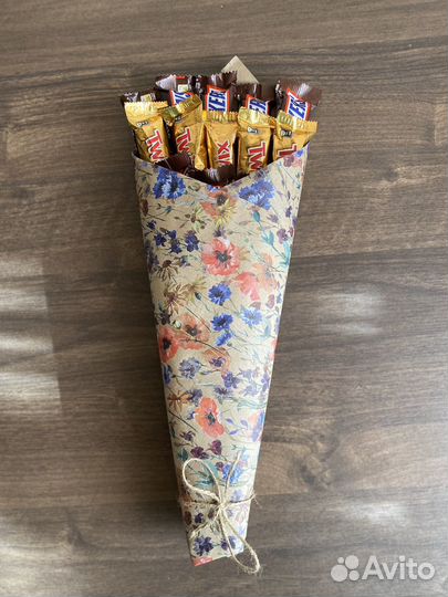 Сладкий букет из конфет