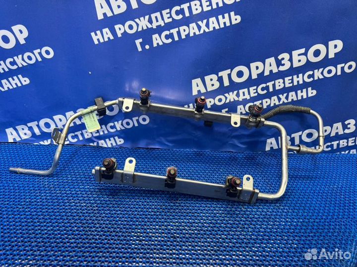 Топливная рампа в сборе Ford Explorer внедорожник