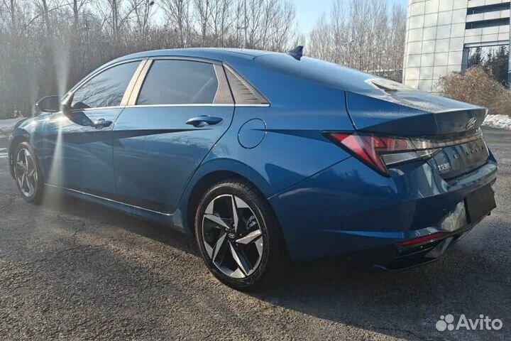 Hyundai Elantra 1.5 CVT, 2021, 26 500 км