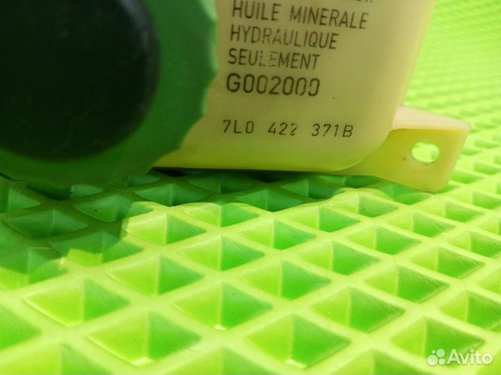 Бачок гур Porsche Cayenne 955