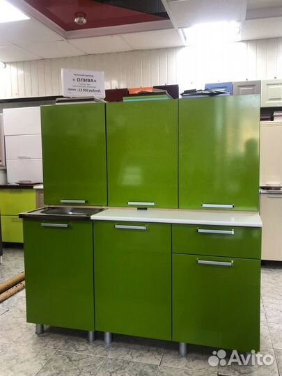 Кухонный гарнитур / кухня в наличии