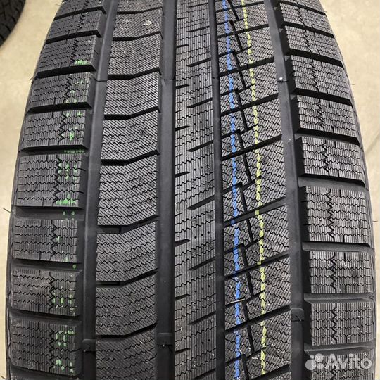 Tracmax X-Privilo S360 215/55 R16 97