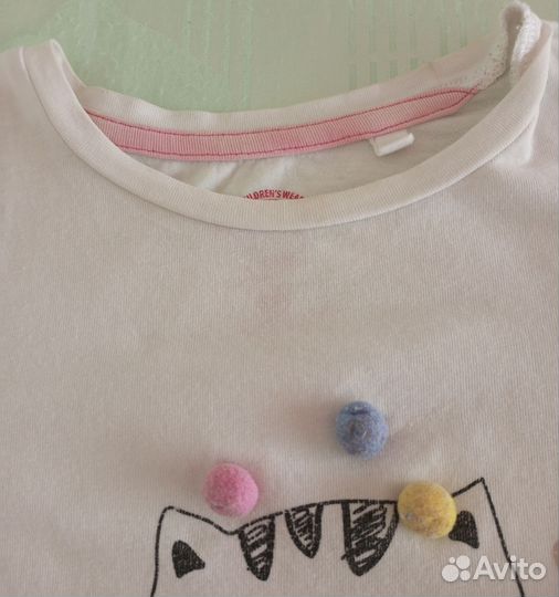 Лонгслив для девочки с рисунком 116 рост, б/у