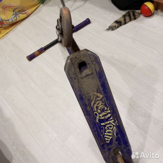 Трюковой самокат tech team