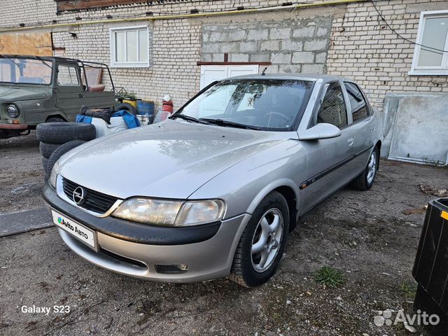 Opel Vectra 2.0 MT, 1996, 198 000 км с пробегом, цена 240000 руб.