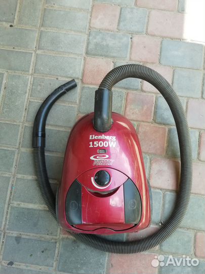 Пылесос Elenberg VC-2020