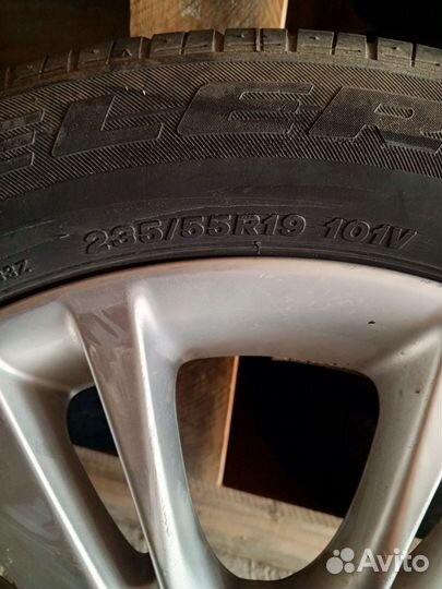 Bridgestone Dueler H/L 235/55 R19