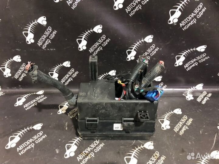 Блок предохранителей Chevrolet Lacetti хетчбэк 1.6