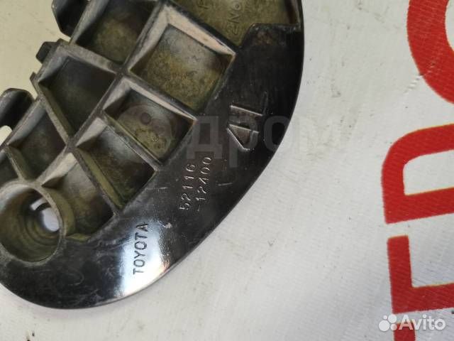 Крепление бампера переднее левое Toyota Corolla Fi