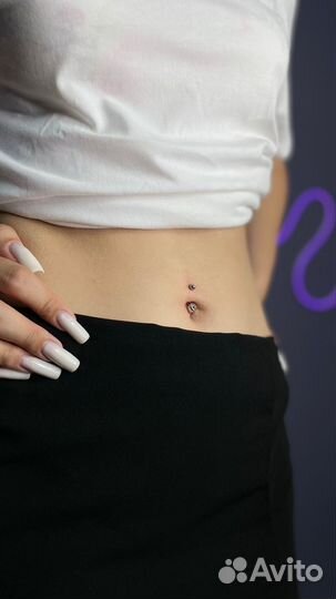 Мастер пирсинга