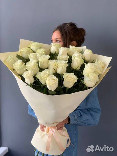 Белые розы. Букет из белых роз.Доставка цветов