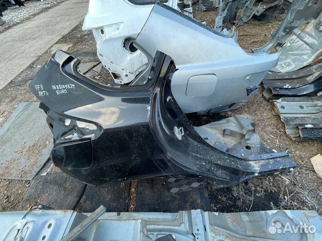 Задняя правая четверть Форд Фокус 3 хэтчбек