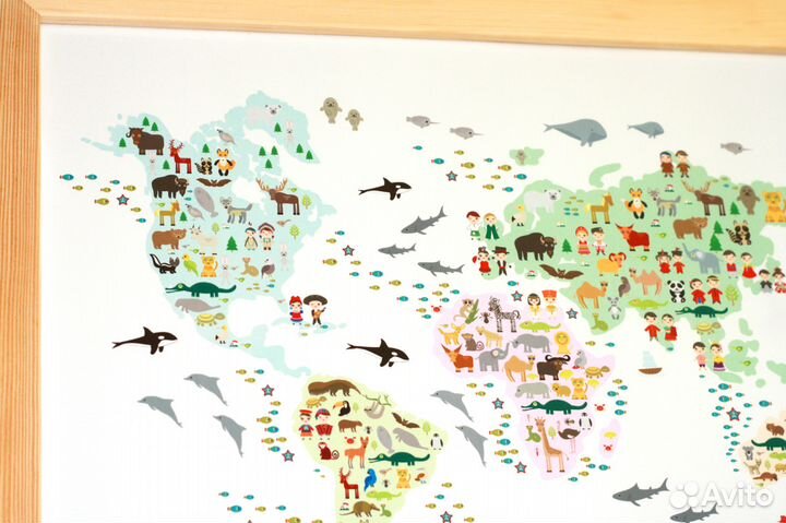 Детская карта мира с животными и людьми в рамке