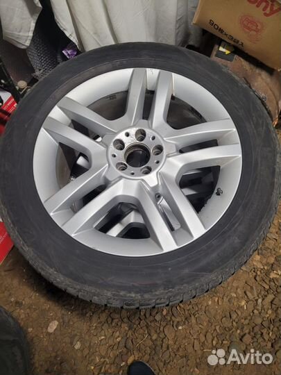Nokian Tyres Hakkapeliitta R2 275/50 R20