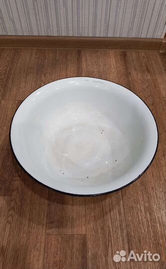 Таз эмалированный