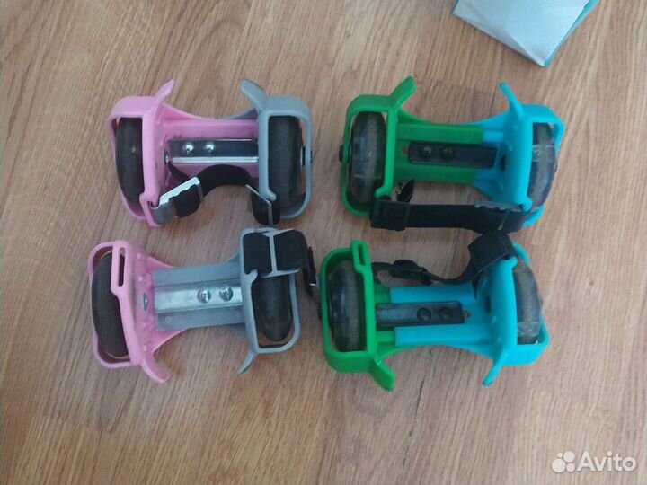 Ролики детские светящиеся на обувь