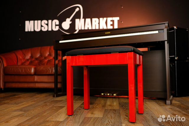 Банкетка для пианино