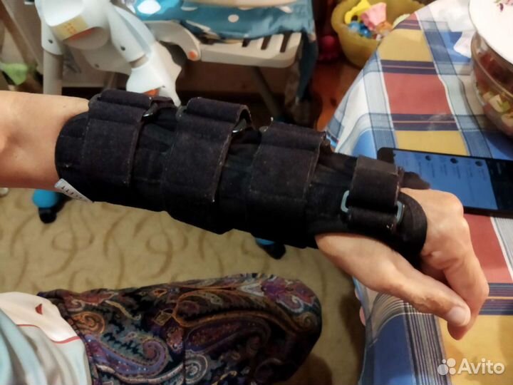 Бандаж для руки кистевого сустава