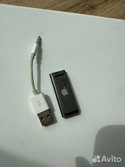 Плеер iPod shuffle 3