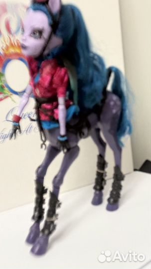 Кукла монстер хай