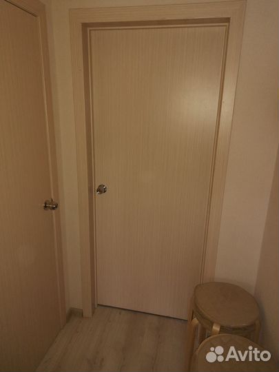 Дверь межкомнатная 800 х 2000 с коробкой бу