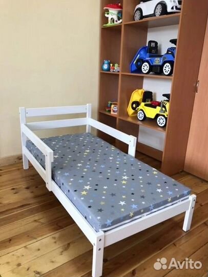 Детская кровать Софа с двумя бортами