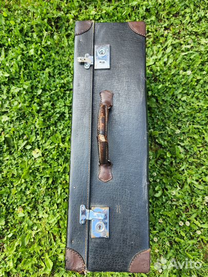 Винтажный чемодан,в хорошем состоянии