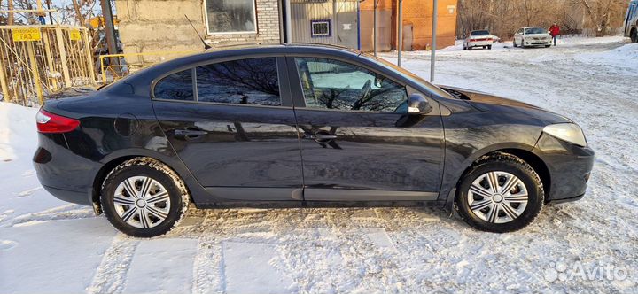 Renault Fluence 1.6 AT, 2011, 139 999 км