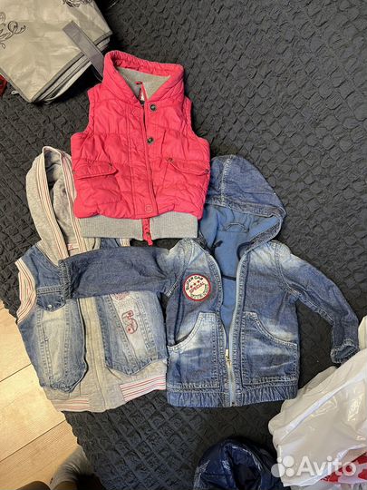Куртки, жилетки, одежда на 1,5-4года