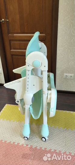 Стульчик-шезлонг для кормления