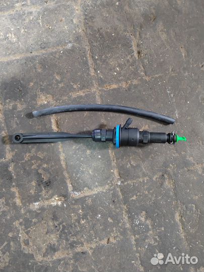 Главный цилиндр сцепления веста