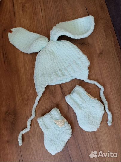 Комплект шапка, пинетки