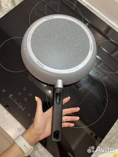Сковорода tefal 28 см новая