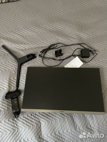 Монитор Samsung 24 IPS Full HD