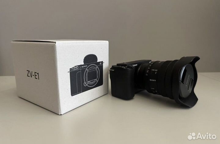 Sony ZV-E1 kit 28-60, Новая