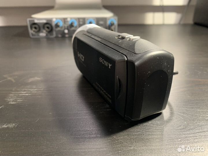 Видеокамера Sony HDR-CX405