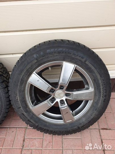 Колеса на Honda CRV Michelin X Ice 215/65 R16