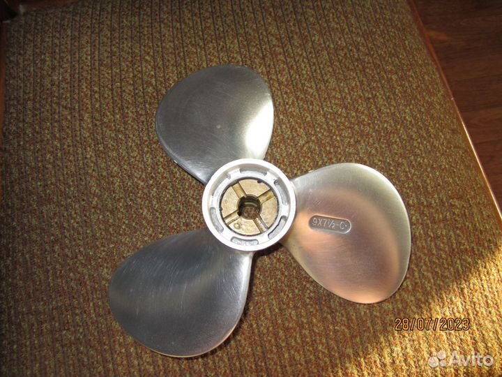 Винт для Ямахи 8 эндуро