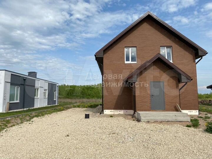 Коттедж 183 м² на участке 23 сот.