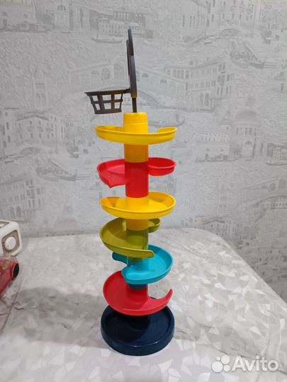 Игрушка горка с шариками