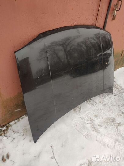 Капот vw golf 4