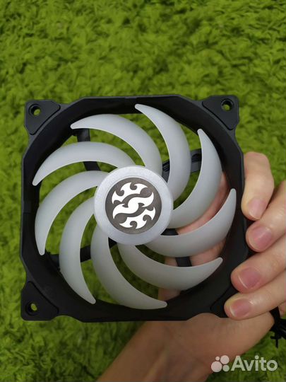 Корпусный вентилятор 120мм xpg vento 120argb